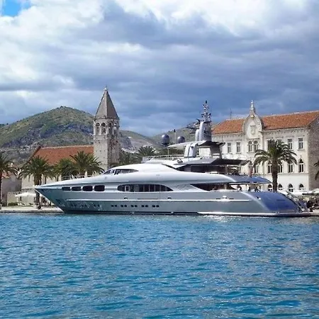 Penthouse Duplex Nina - Seaview 250m To And Restaurants - Free Parking - And Ciovo - 15 Minutes To Airport Apartment *