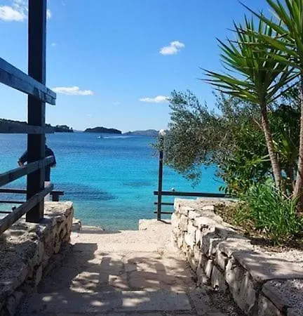 Penthouse Duplex Nina - Seaview 250m To And Restaurants - Free Parking - And Ciovo - 15 Minutes To Airport Apartment *