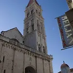 Penthouse Duplex Nina - Seaview 250m To And Restaurants - Free Parking - And Ciovo - 15 Minutes To Airport 아파트 *