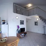 아파트 Penthouse Duplex Nina - Seaview 250m To And Restaurants - Free Parking - And Ciovo - 15 Minutes To Airport *