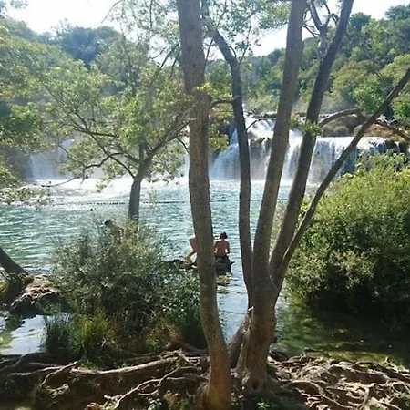 Penthouse Duplex Nina - Seaview 250m To And Restaurants - Free Parking - And Ciovo - 15 Minutes To Airport شقة *