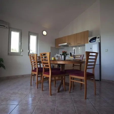 公寓 Penthouse Duplex Nina - Seaview 250m To And Restaurants - Free Parking - And Ciovo - 15 Minutes To Airport *