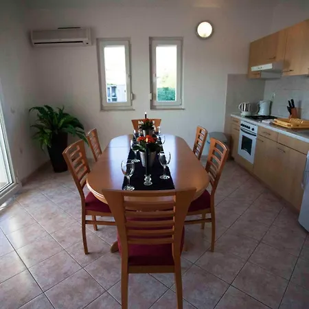 Lägenhet Penthouse Duplex Nina - Seaview 250m To And Restaurants - Free Parking - And Ciovo - 15 Minutes To Airport *