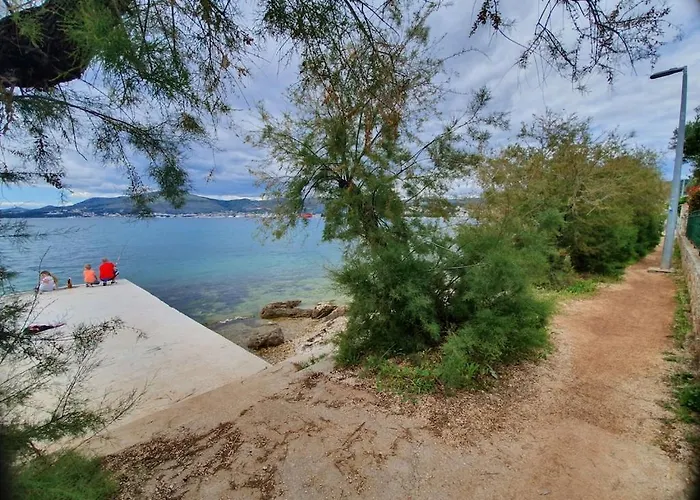 Lägenhet Penthouse Duplex Nina - Seaview 250m To And Restaurants - Free Parking - And Ciovo - 15 Minutes To Airport Trogir